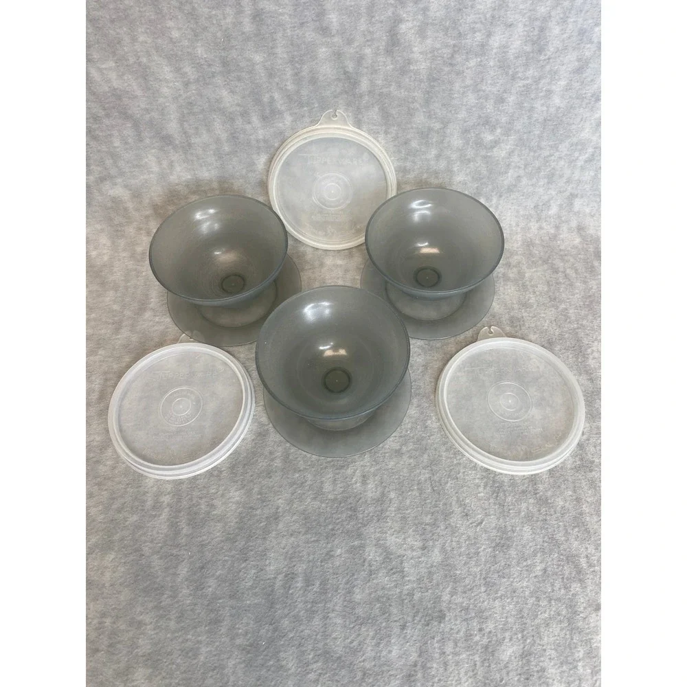 Vintage Tupperware Sundae Parfait Dessert Cups Footed‎ Dishes Set of 3 with Lids